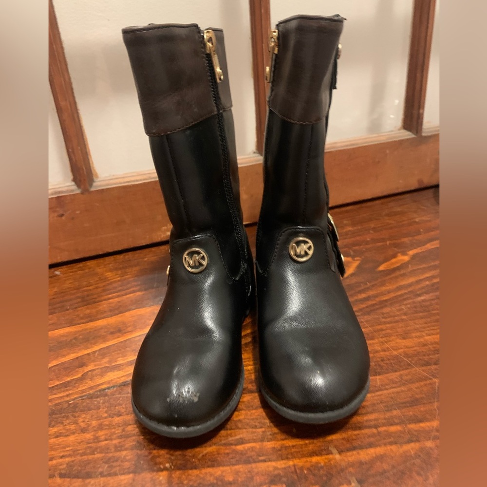 Michael Kors Atlantis Boot Girls -size 7 toddler-color black